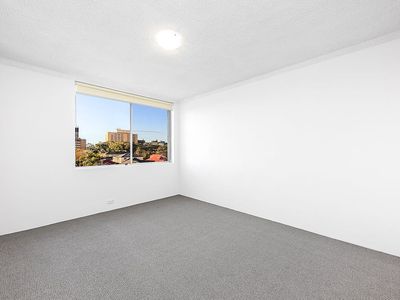 6 / 4 Kennedy Lane, Kingsford