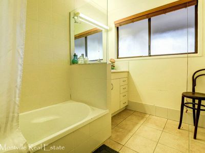 5 Honeysuckle Drive, Montville