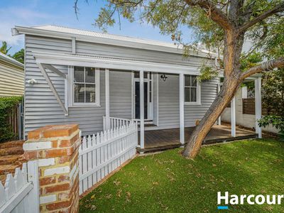 7 Caddy Avenue, West Leederville