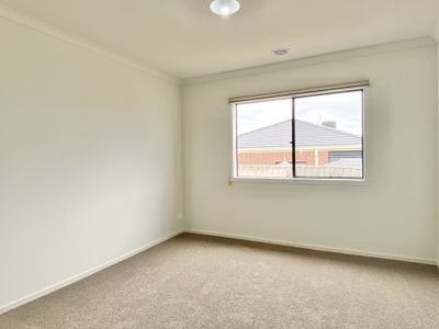 18 Nectar Avenue, Manor Lakes