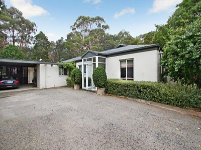 12 Salisbury Road, Mount Macedon