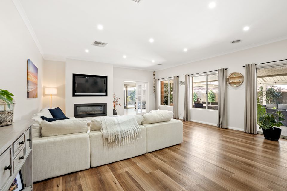 2 Anzio Court , Secret Harbour