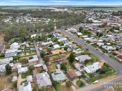 8B Woolcock Street, Warracknabeal