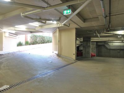 102 / 323 Dandenong Road, Prahran