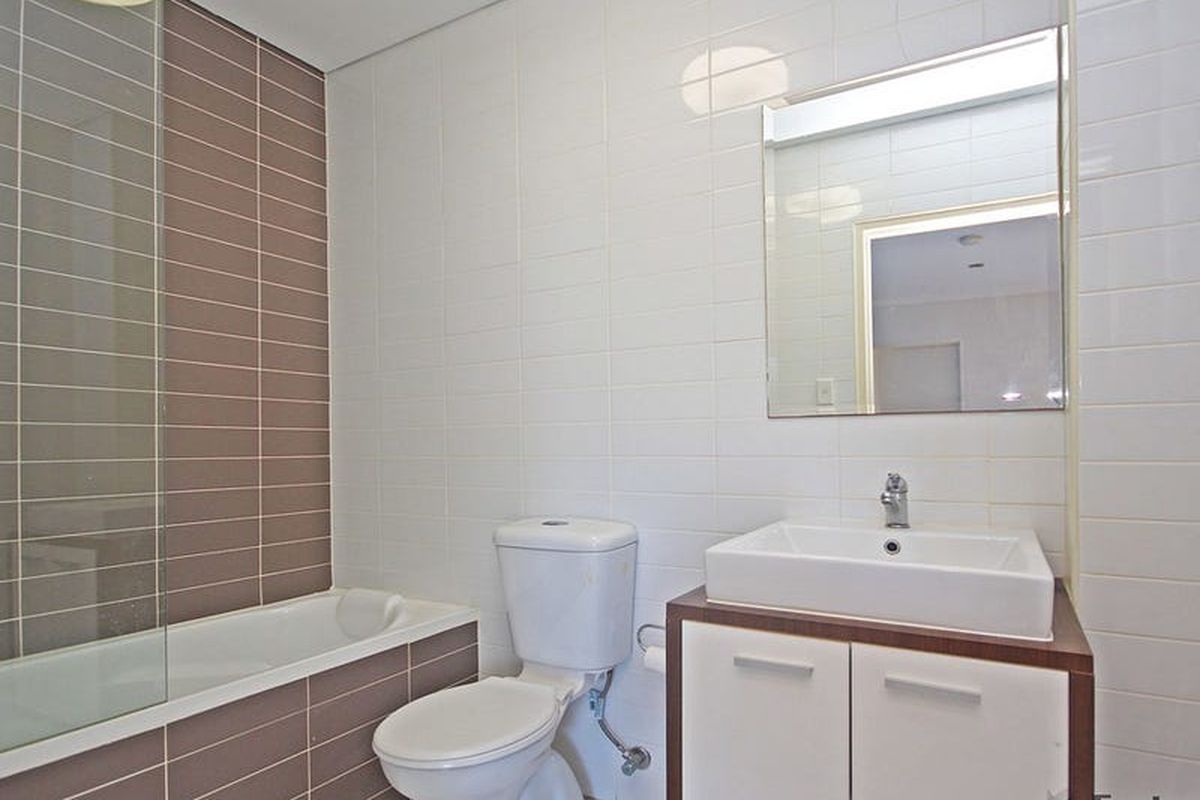 44 / 28-32 Marlborough Road, Homebush West