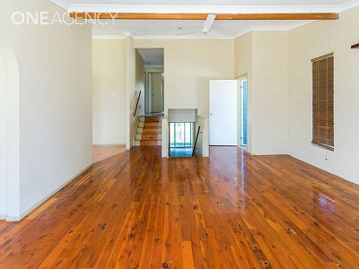 42 Kingfisher Drive, River Heads