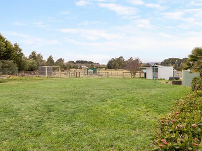 16 Parkers Lane, Woodend