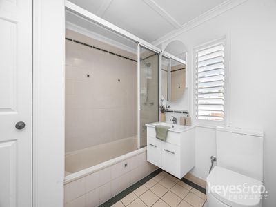 26 Brentnall Street, Mysterton