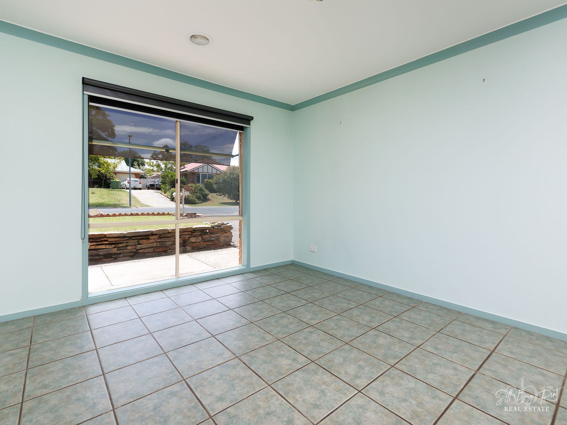 28 AZURE DRIVE, Wodonga