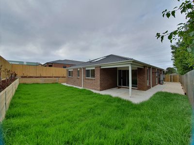 27 Dales Road, Warrnambool