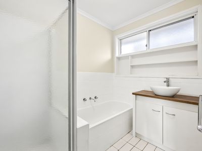 1 / 47 Thompson Street, Whittington