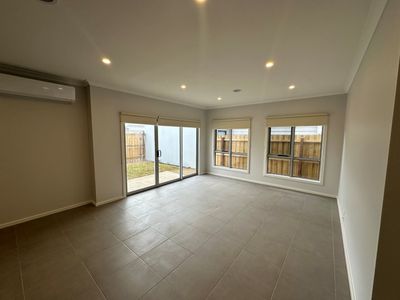 115 St Arnaud Road, Eynesbury