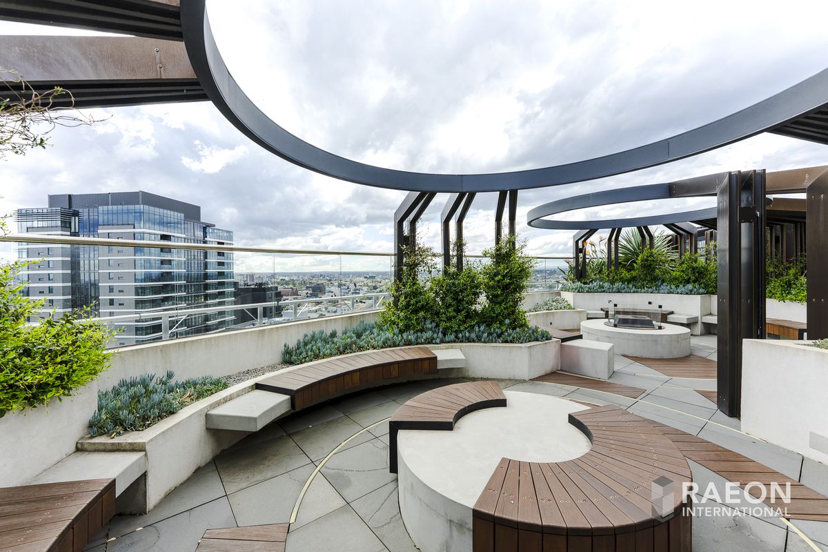 1613 / 18 Claremont St, South Yarra