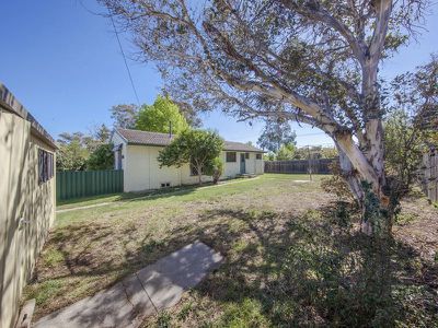 8 Hardey Place, Stirling