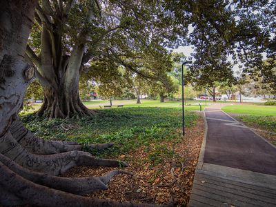 4 / 142 Palmerston Street, Perth