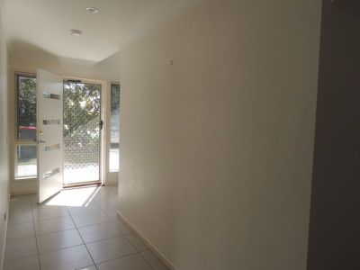 2B Herbert Drive, Moranbah