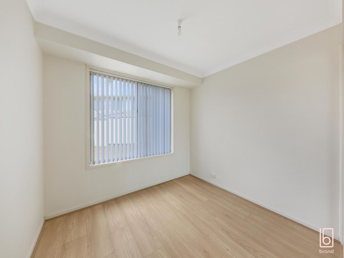 4 Corey Place, Lake Haven