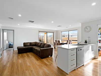 2 Pigdon Street, Weir Views