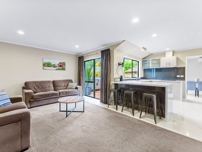 13 Samuels Lane, Albany