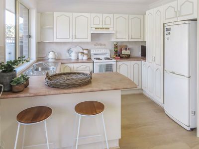 3 / 7 HAMILTON PLACE, Bomaderry