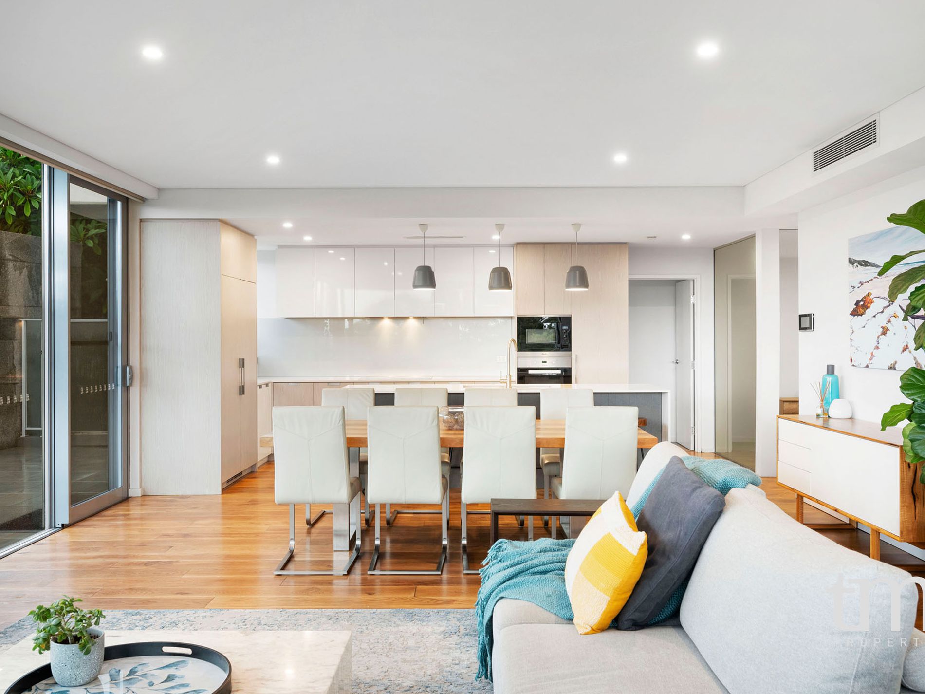 35 / 2 Milyarm Rise, Swanbourne