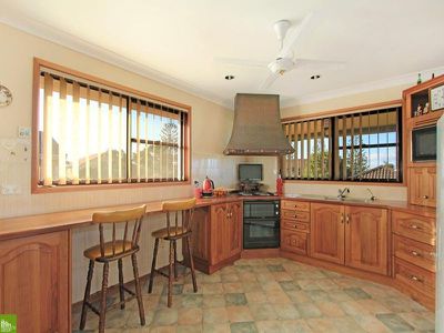 1 Windang St, Lake Illawarra