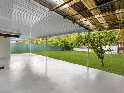16 School Road, Wynnum West