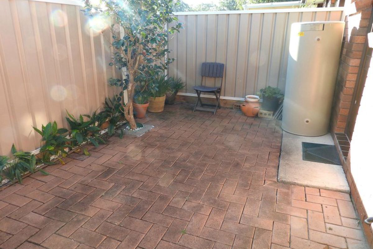 2 / 10 Mayers Drive, Tuncurry