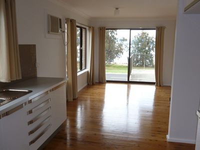 221 Reddall Parade, Mount Warrigal