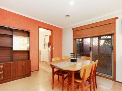 25 Lesley Drive, Hampton Park