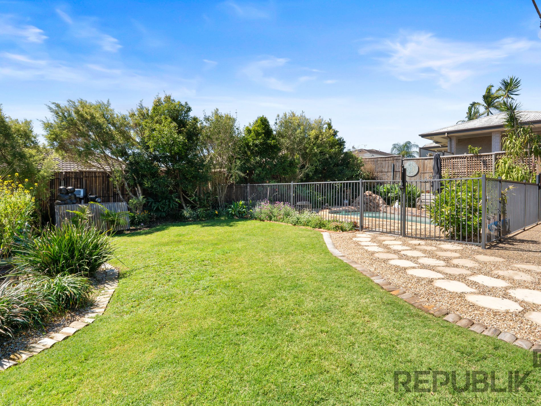 9 BAXTON PLACE, Shailer Park