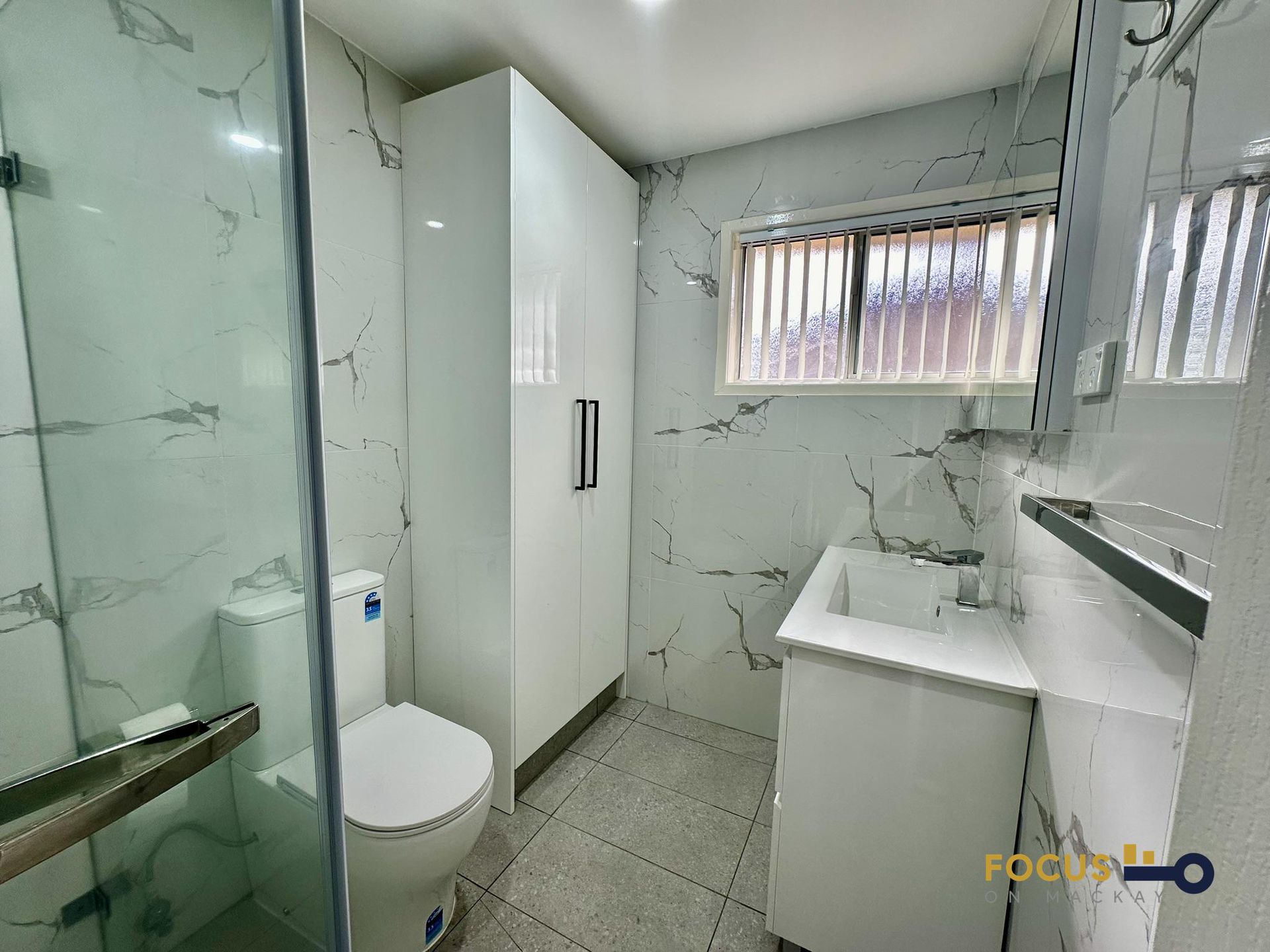 2 / 3 Casuarina Street, Slade Point