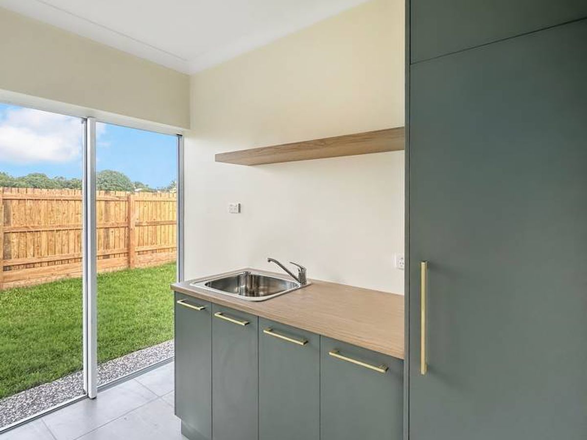 15 Waller Street, Atherton