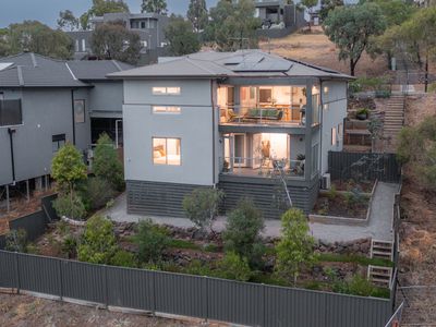 26 Riverbend Way, Sunshine North