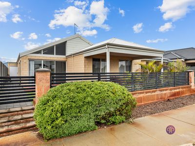 17 Simcoe Way, Caversham