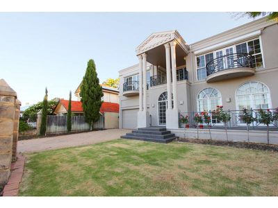 267 Mill Point Road, South Perth