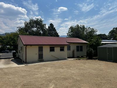 4 Park Street , Mount Beauty