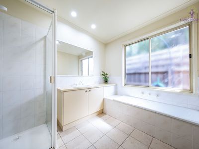 28 Waratah Drive, Altona Meadows