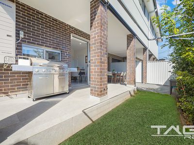 2 / 75-77 Adelaide Street, Oxley Park