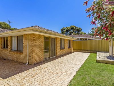 6 Wenstead Place, Stratton