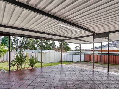 7 Warrina Road, Bradbury