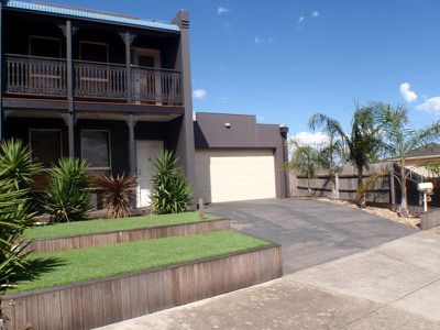 17 Albertine Crescent, Sydenham