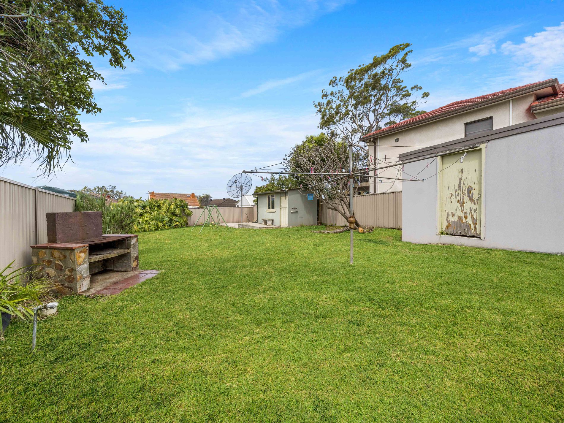 14 Robert Street, Belmore