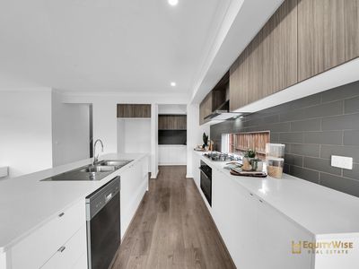 7 Ballister St, Wyndham Vale