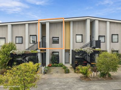 12/1 Genevieve Lane, Hobsonville