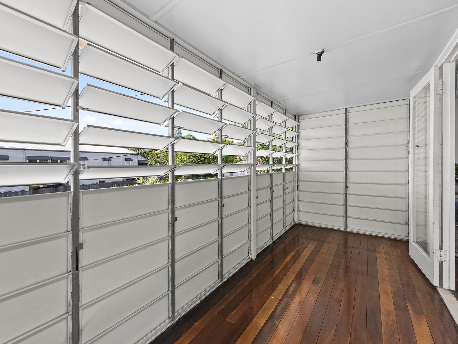 11 Almora Street, Wooloowin