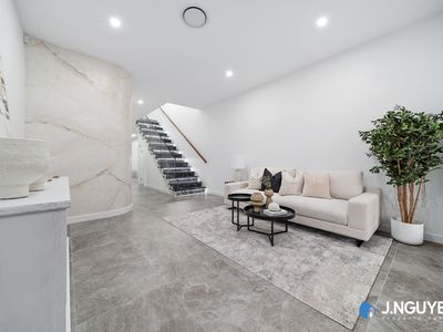 12a Cathcart Street, Fairfield