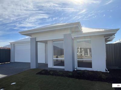 3 Brumlow Way, Lakelands