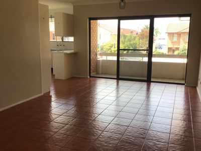 7 / 9-11 Peterborough Avenue, Lake Illawarra