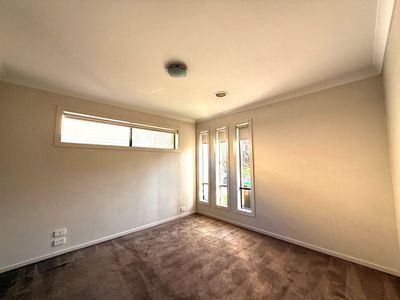 10 Sahara Way, Truganina